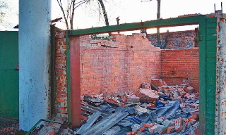 Демонтаж гаражей в Хабаровске, цена от 1756 руб. – услуги под ключ от 2Землекопа-Хбр