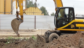 Выкопать яму экскаватором в Хабаровске от 930 руб. - 2Землекопа-Хбр